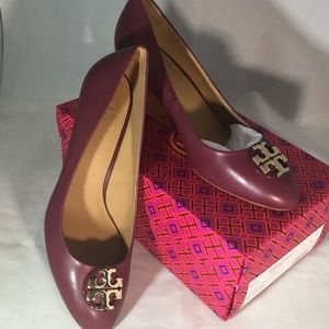 TORY BURCH IMPERIAL CLOSED TOE WEDGE